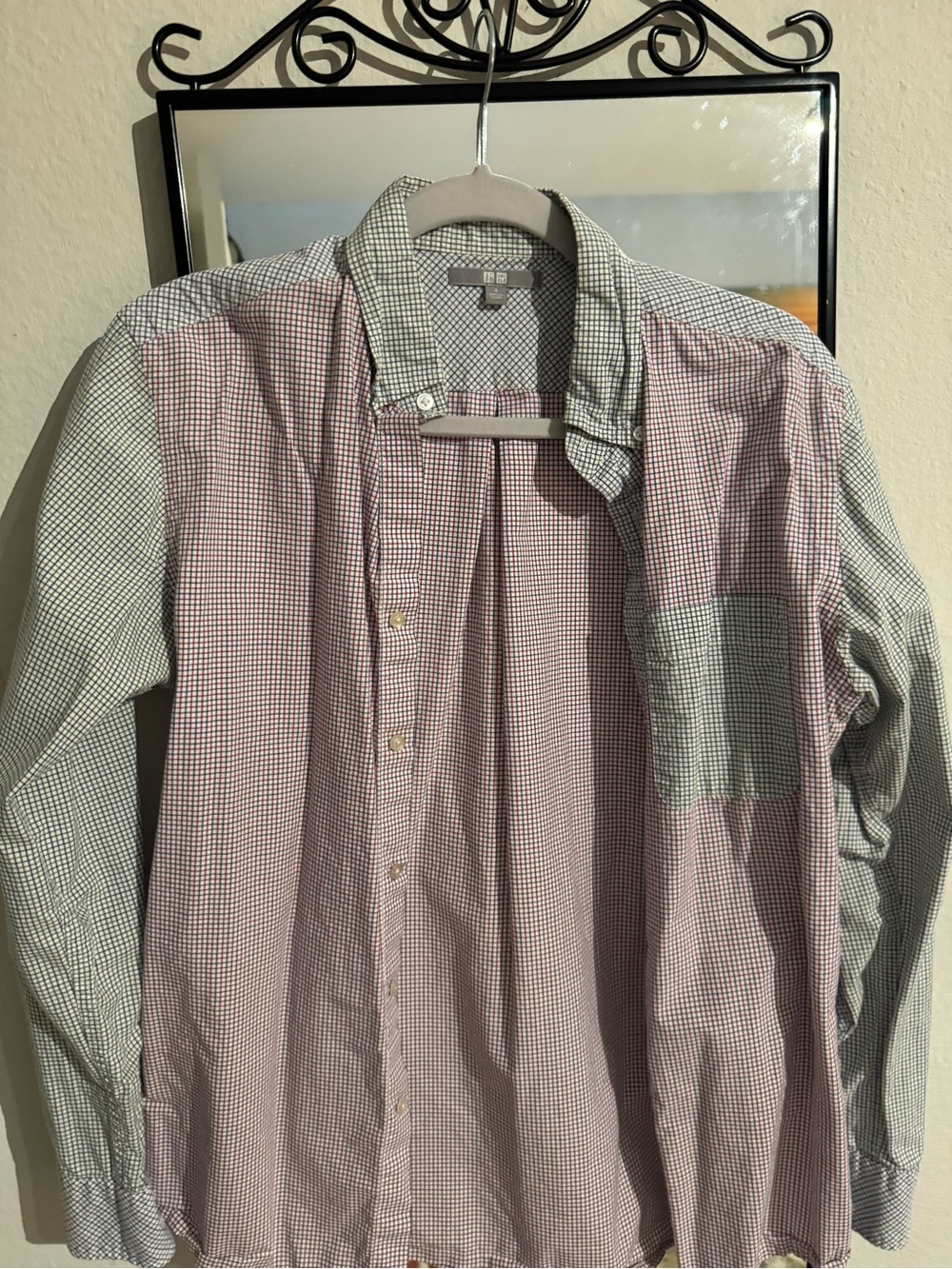 Uniqlo Men's Checked Button-Down Shirt - Pink and Green